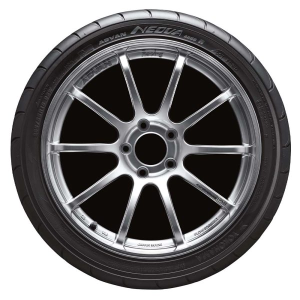 AD08R - 235/40 R 18 - Imagen 2